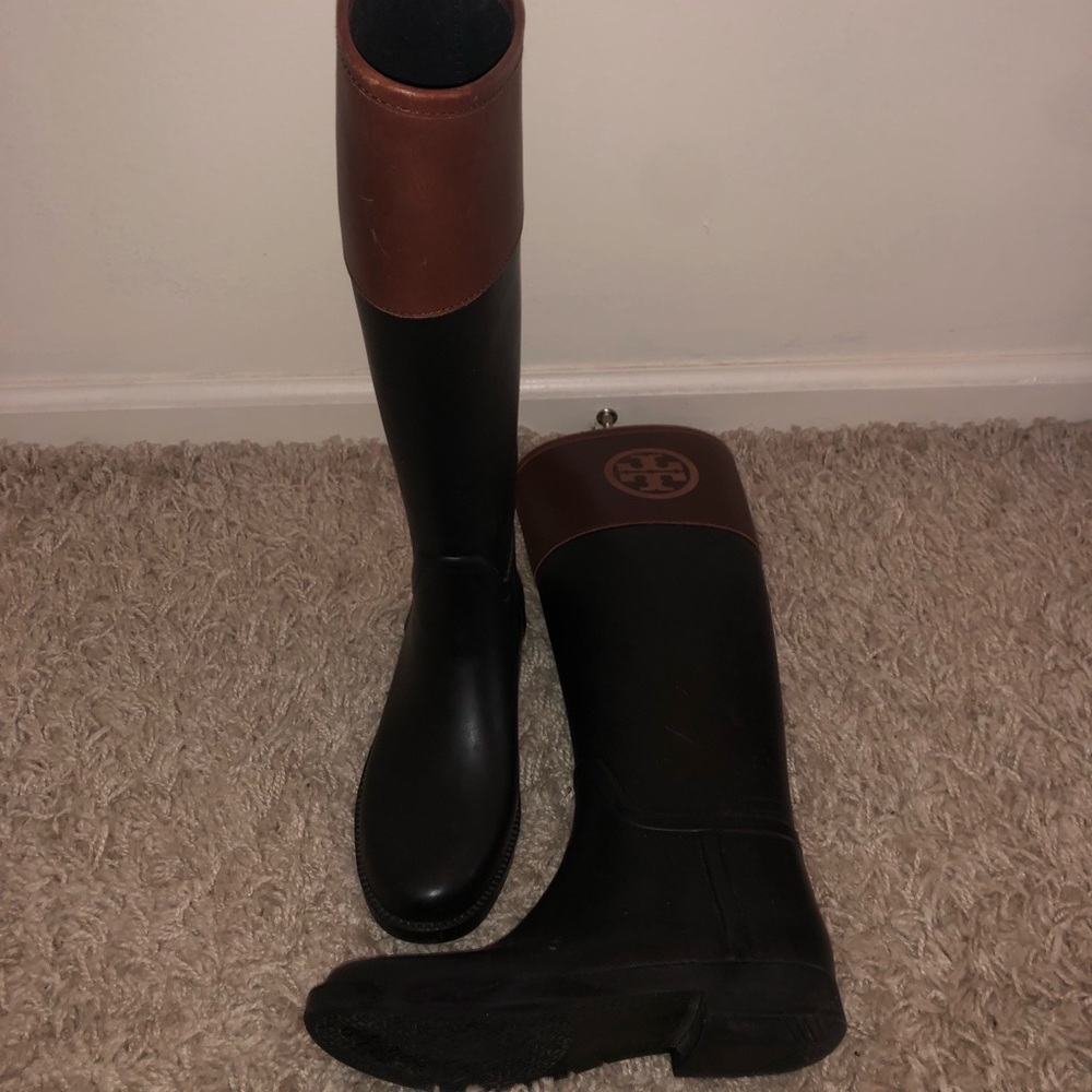 TORY BURCH Navy with Brown Leather top and Logo